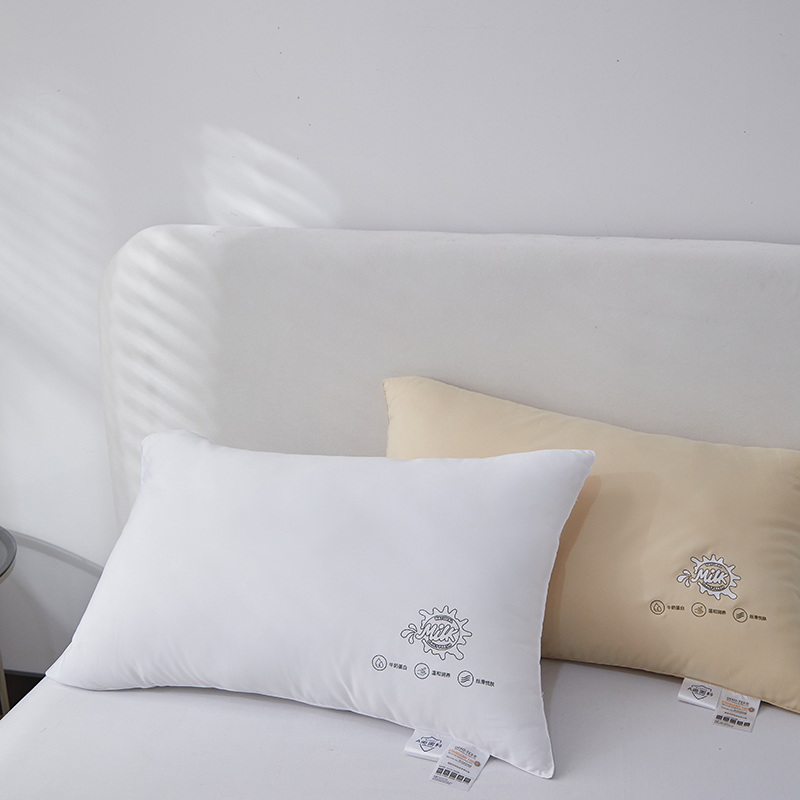 What is a Microfiber Pillow? An In-Depth Guide