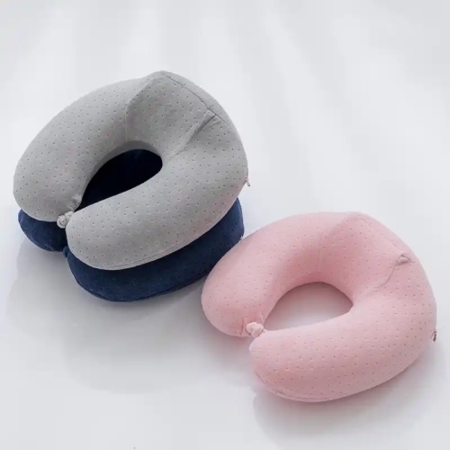 How to Use a Neck Travel Pillow(图1)