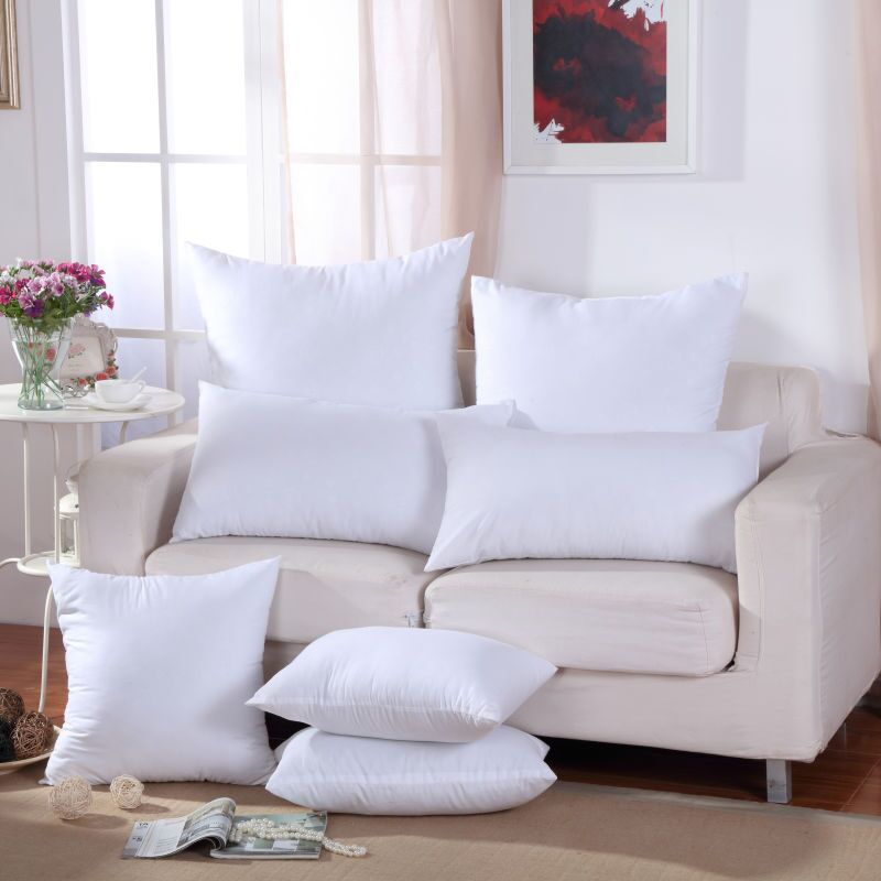 The Ultimate Guide to Throw Pillows on Couch: Sizing, Arrangement & More