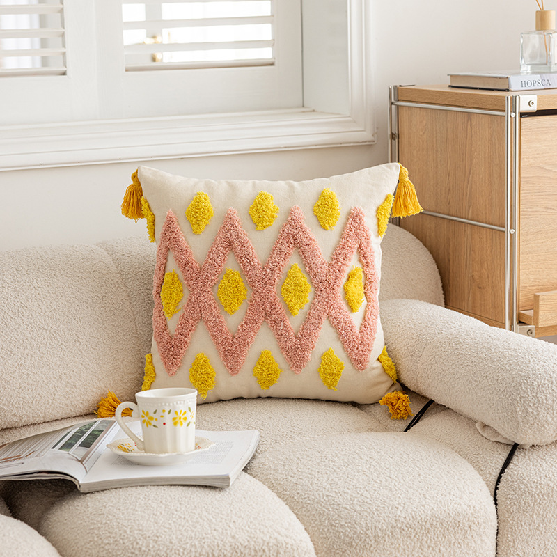 The Ultimate Guide to Square Throw Pillows: Selection, Care & Styling(图2)