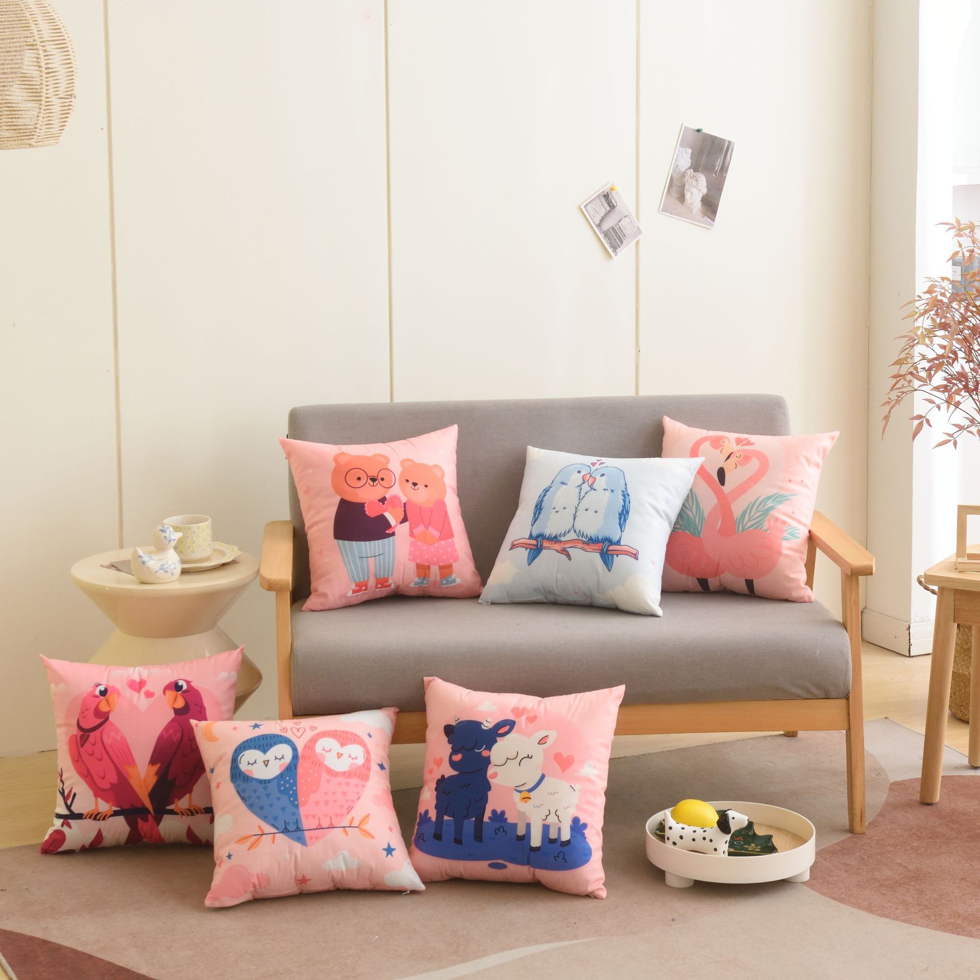 The Ultimate Guide to Custom Printed Pillows: Personalize Your Space with Style and Comfort(图1)